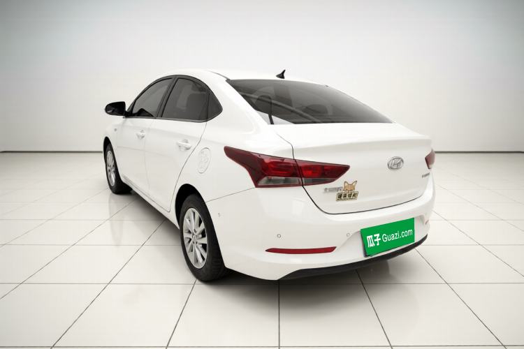 Used Hyundai Verna (new generation) 2016 1.4L Automatic Cool Edition GLS Exterior 2