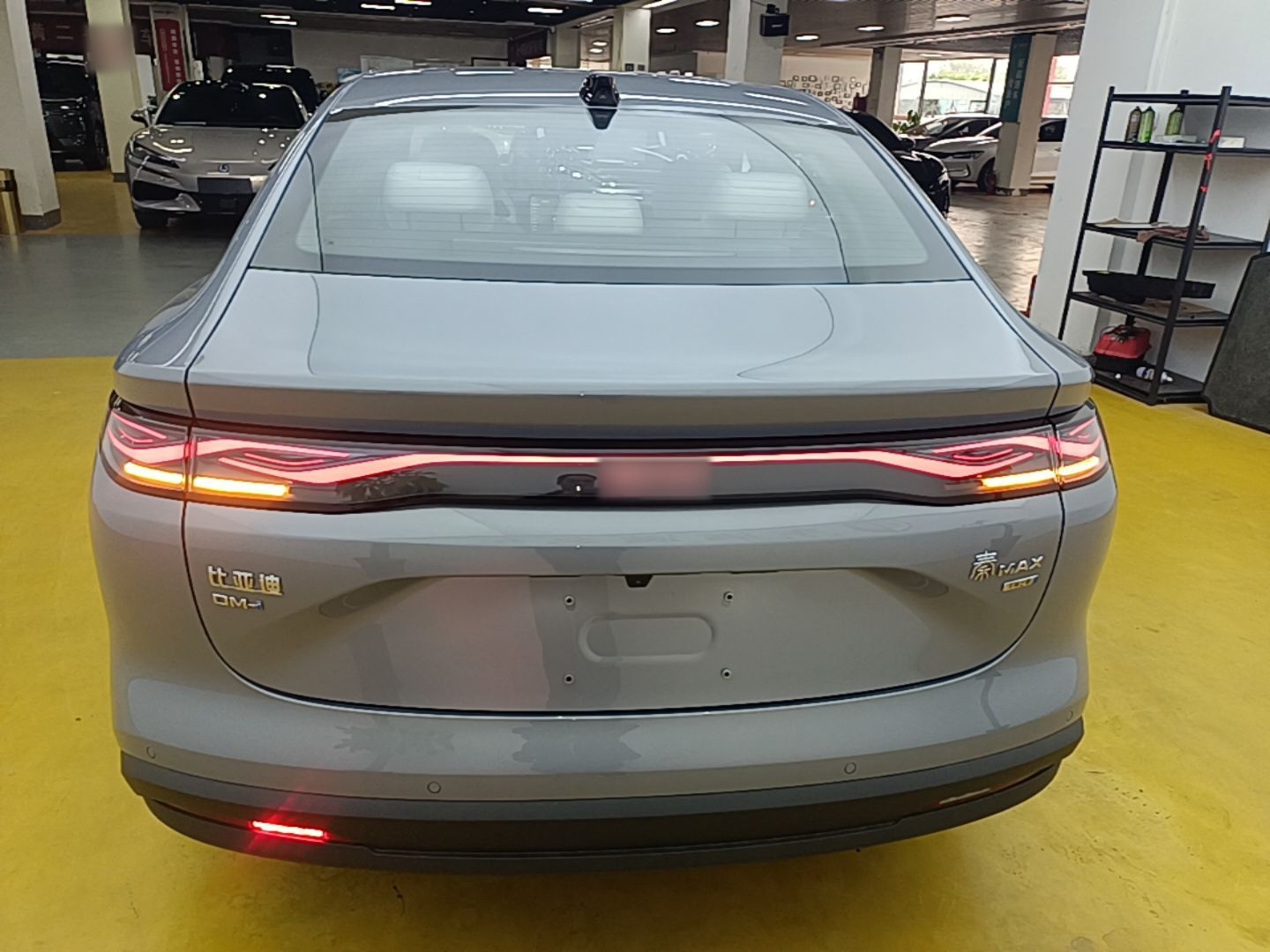BYD Qin MAX 2026 Model DM-i 230KM Superior Edition — снимка 5