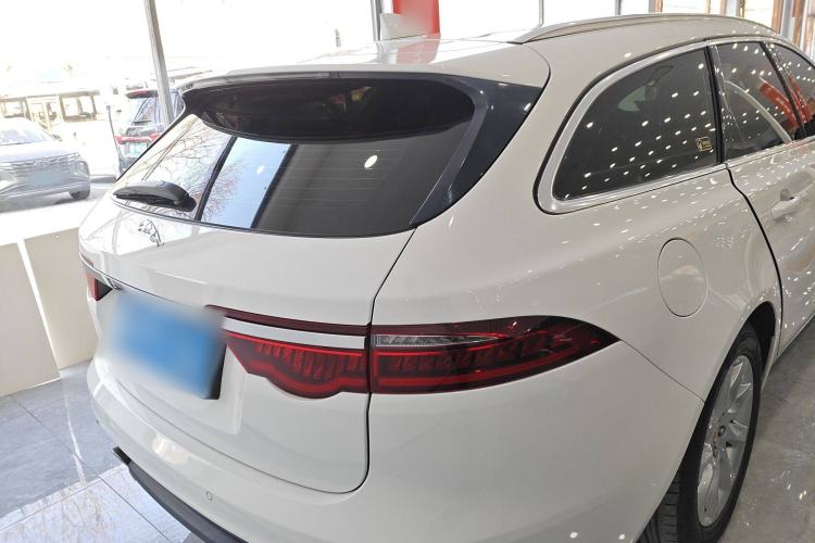 Used King Long XF 2018 XF Sportbrake 2.0T 250 PS Two-Wheel-Drive Luxury Edition
