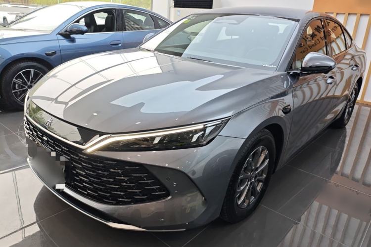 Used BYD Qin L 2025 DM-i Smart Drive 80KM Leading Model