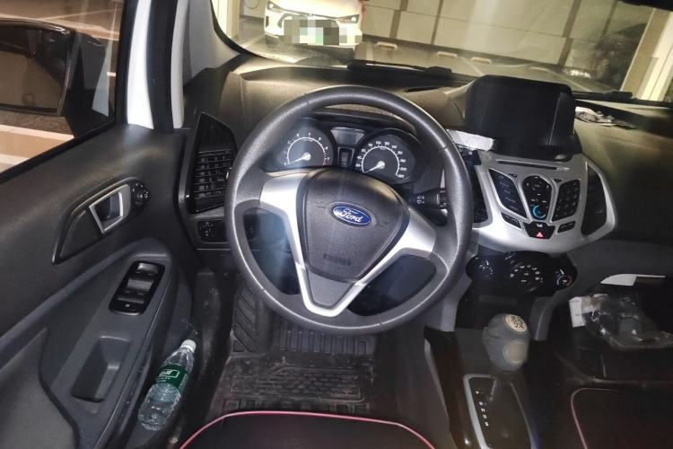 Used Ford EcoSport 2013 1.5L Automatic Fashion Model Steering Wheel