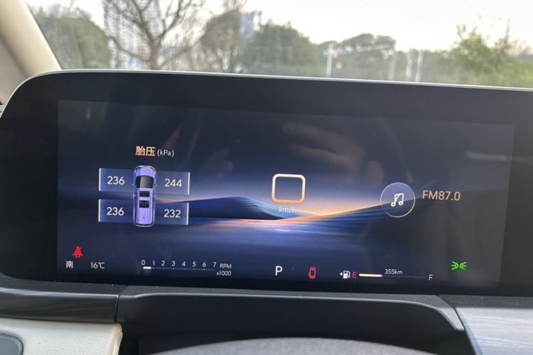 Used Buick GL8 2023 ES Lu Zun Comfort Model