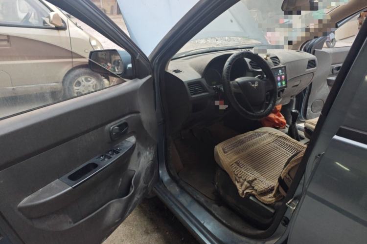 Used Wuling Hongguang 2014 1.2L Standard Model China IV
