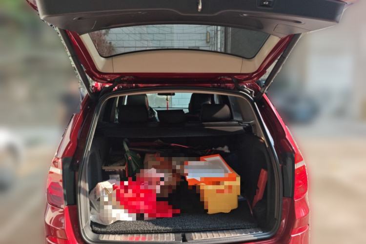 Used BMW X3 2011 xDrive28i Luxury Model Trunk