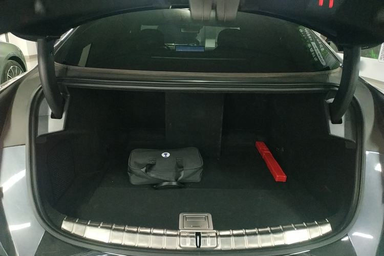 Used Denza Z9 2024 1100 km Four-Wheel Drive Max Version
