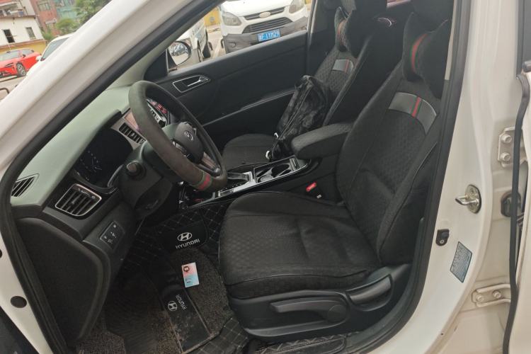 Used Hyundai Mistra 2014 1.8L Automatic Smart GLS Left Front Seat