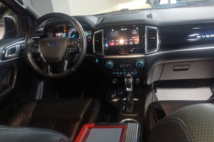 Used Ford Everest 2020 Sport Edition 2.3T Gasoline Automatic 4x4 Flagship Model with 7 Seats