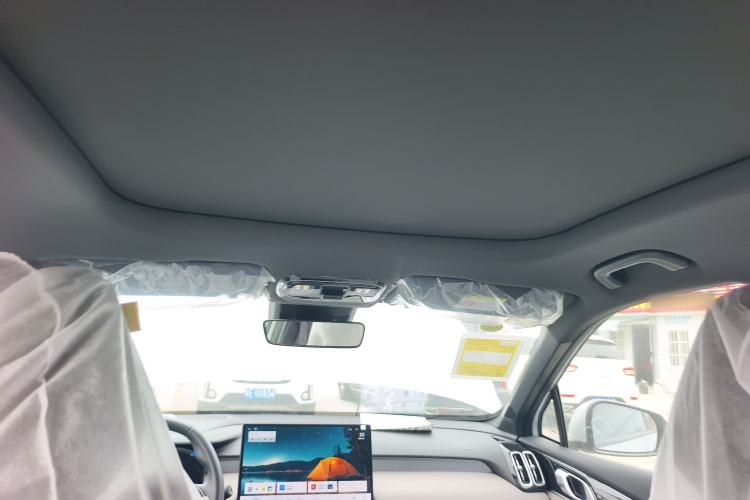 Used Geely Auto FX11 2025 4th Generation 1.5TD DCT – The Start Headliner