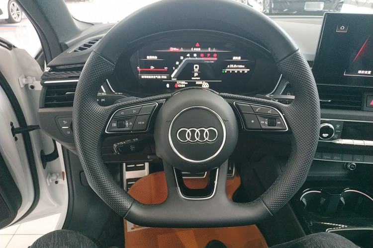 Used Audi A4L 2024 40 TFSI Luxury Dynamic Edition Steering Wheel