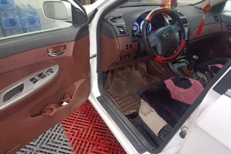 Used BYD L3 2015 Energy-Efficient Model 1.5L Manual Comfort Edition