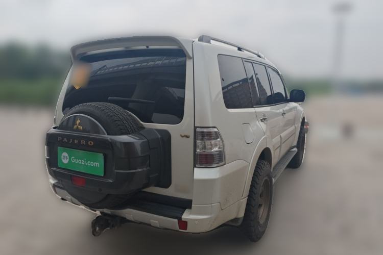 Used Mitsubishi Pajero 2016 3.0L Automatic Prestige Version China V Standard