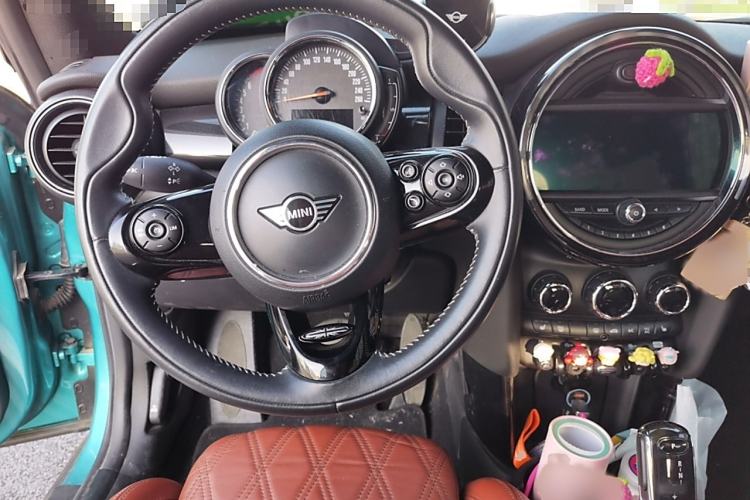 Used MINI MINI 2020 1.5T COOPER CABRIO Artist
