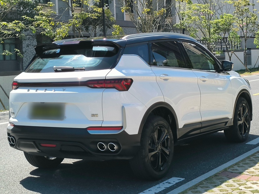 Geely Auto Coolray 2025 Bin Yue L 1.5T DCT Starlight Edition — снимка 14