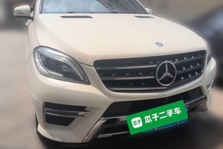 Used Mercedes-Benz M-Class 2012 ML 350 Luxury Edition Front Right 45 Deg