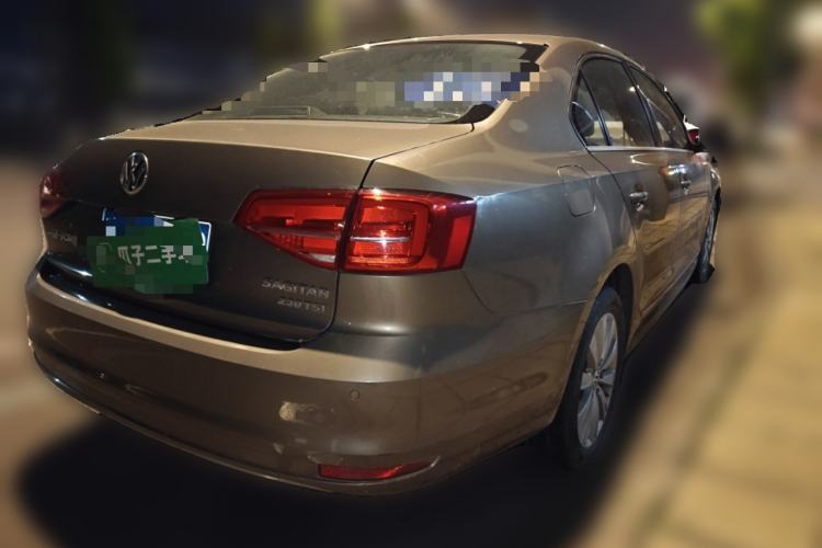 Used Volkswagen Sagitar 2015 230TSI Manual Comfort Version