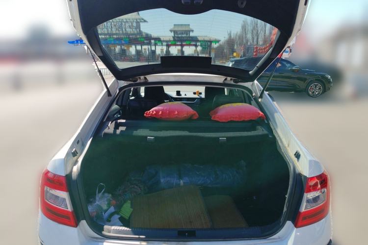 Used Skoda Octavia 2015 1.6L Automatic Yijie Edition
