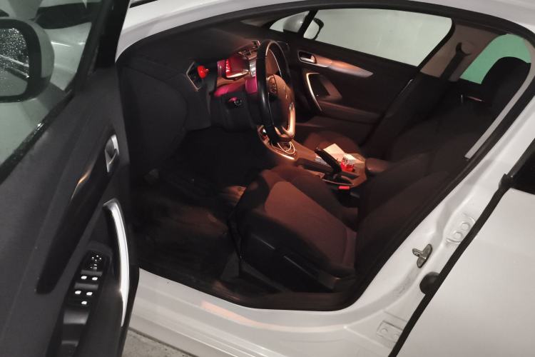 Used DS 5LS 2016 1.6T Style Edition THP160
