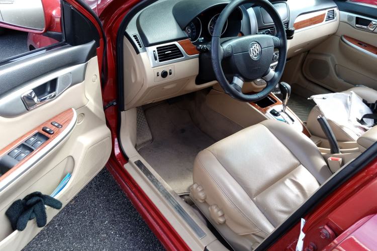 Used Buick Excelle 2013 1.5L Automatic Luxury Model Driver Seat