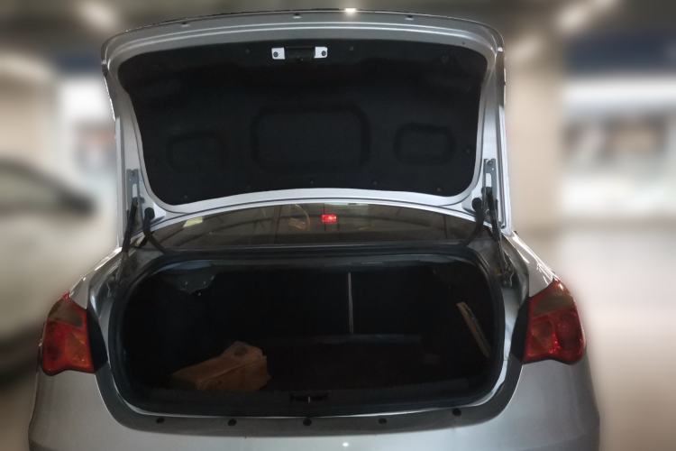 Used Roewe 550 2012 550 1.8L Automatic Value Edition
