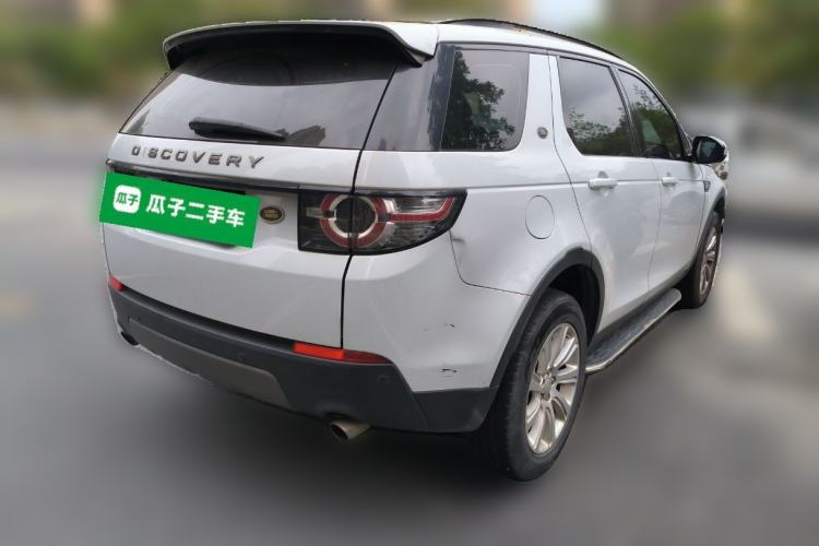Used Land Rover Discovery Sport 2016 2.0T SE Rear Right 45 Deg