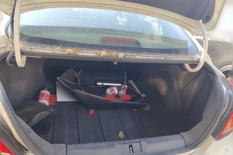 Used Geely Auto Emgrand 2016 Sedan 1.5L Manual Upward Edition