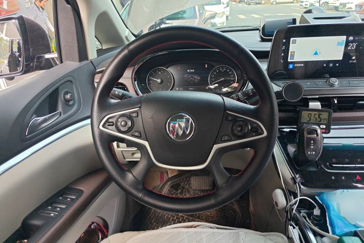 Used Buick GL8 2023 Land Executive Class Smart Enjoyment Model