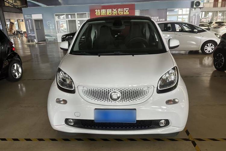 Used smart fortwo 2017 1.0L 52kW New Sound Special Edition China V Emission Standard