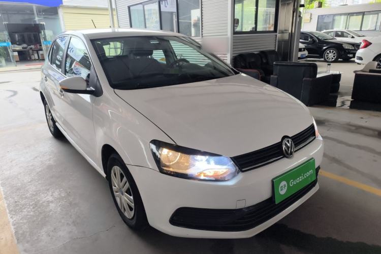 Used Volkswagen Polo 2018 1.5L Automatic Advanced Driving Model Front Right 45 Deg