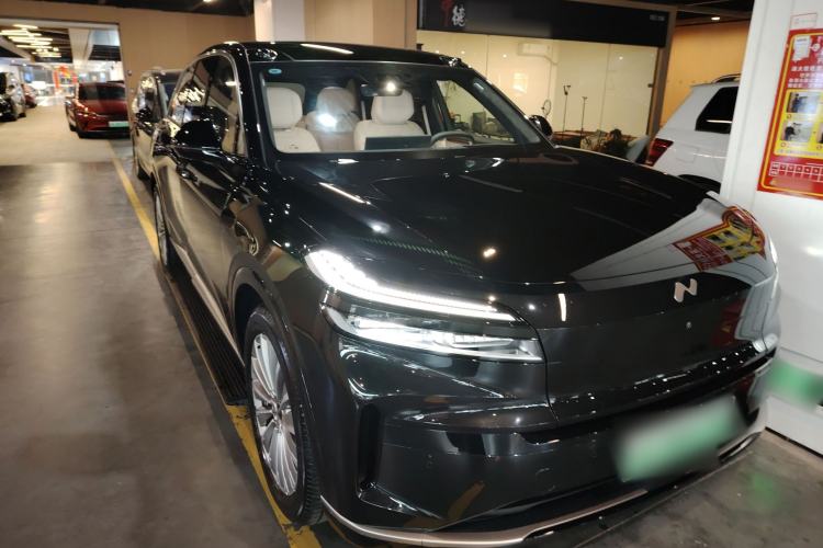 Used ONVO Luxeed L90 2025 Model—Max Six-Seater Version
