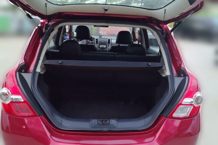 Used Nissan Tiida 2008 1.6L Automatic Smart Version Trunk