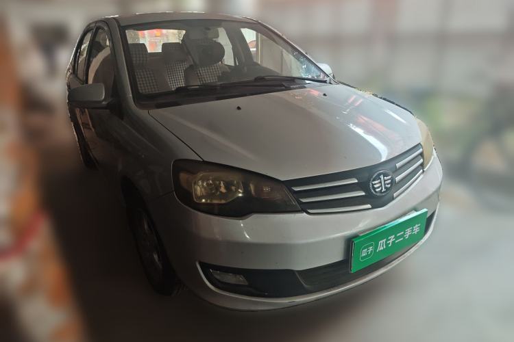 Used FAW Weizhi V5 2012 1.5L Manual Entry-Level Trim
