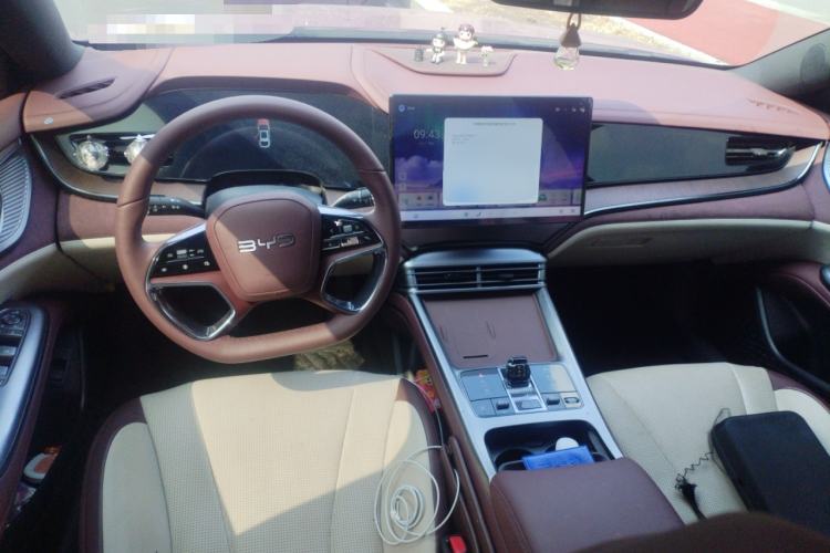 Used BYD Seal 2023 DM-i 1.5L 121km Prestige Model