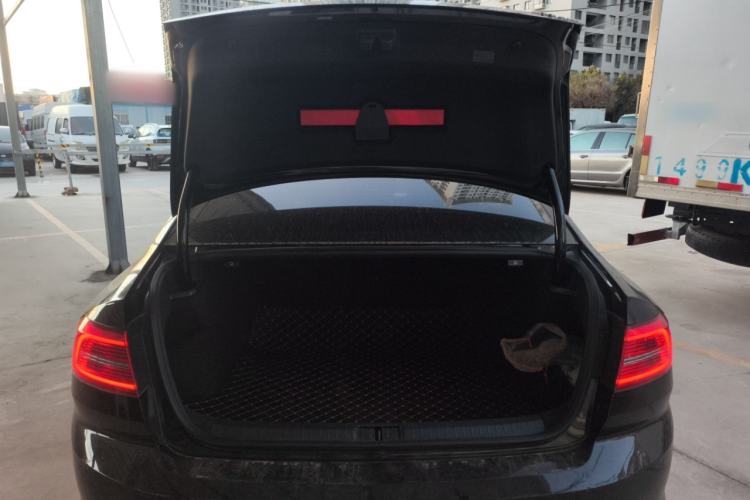 Used Volkswagen Magotan 2018 280TSI DSG Leading Model
