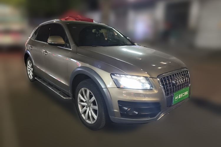 Used Audi Q5 2012 2.0TFSI Luxury Edition Front Right 45 Deg