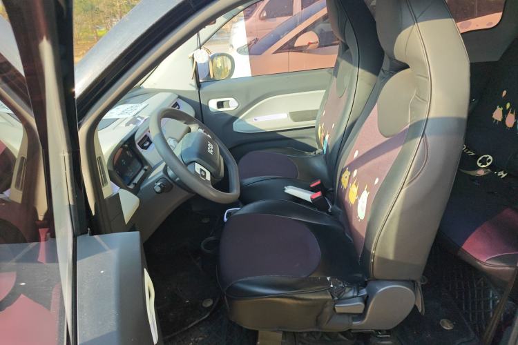 Used Chery QQ Ice Cream 2022 170km Sundae Phosphate Lithium-Ion
