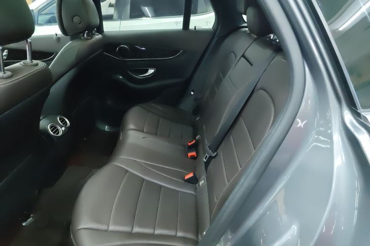 Used Mercedes-Benz GLC 2016 GLC 260 4MATIC Luxury Model
