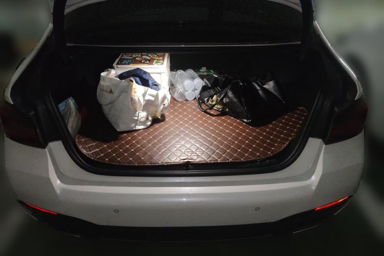 Used BMW 5 Series New Energy 2021 Restyled 535Le M Sport Package Trunk