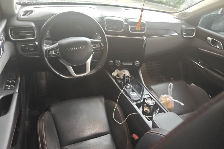 Used Lynk & Co 02 2018 1.5T DCT Two-Wheel Drive Pro Version China V Emission Standard Center Console