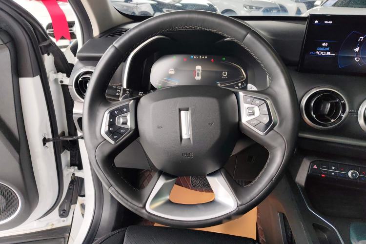 Used Wey VV6 2021 2.0T Two-Wheel Drive Smart Protection+