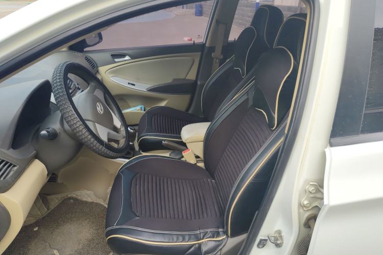 Used Hyundai Verna (older generation) 2010 Sedan 1.4L Manual Standard GL Model