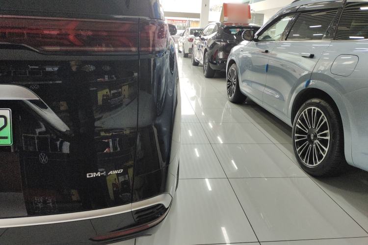 Used Denza D9 2024 DM-i 980 Four-Wheel Drive Prestige Model