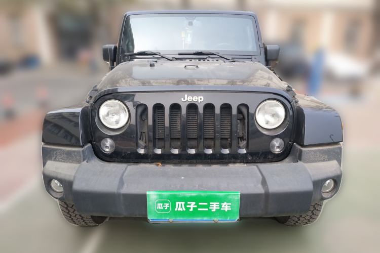 Used Jeep Wrangler 2014 3.0L Sahara Four-Door Edition
