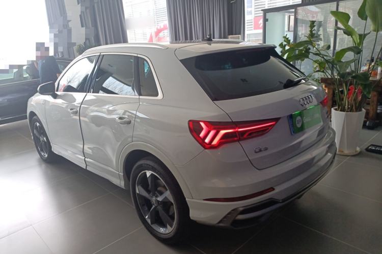 Used Audi Q3 2021 35 TFSI Fashion Dynamic Model