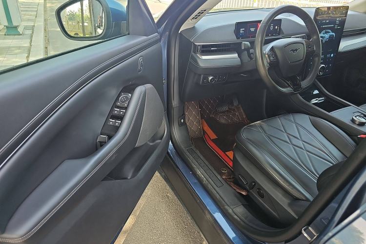 Used Ford Mustang Mach-E 2021 Leap Edition Rear-Drive Version (Standard Range)