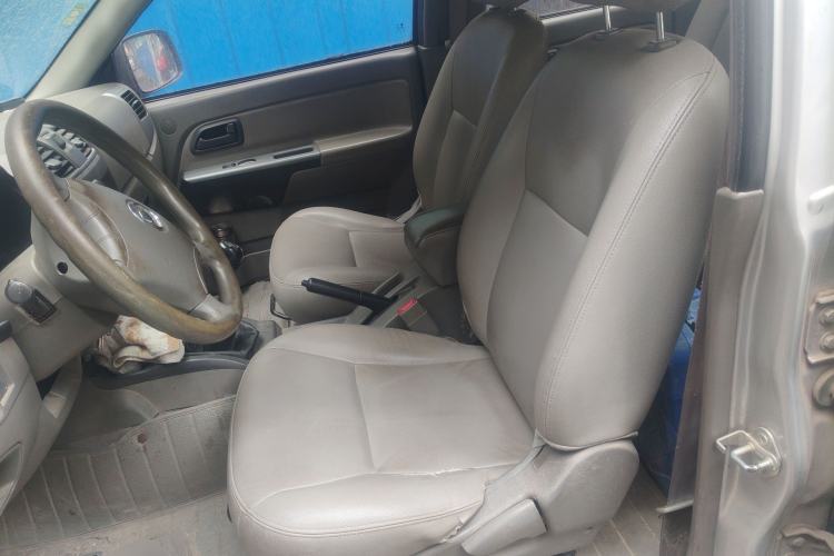 Used Great Wall Wingle 5 2014 2.8T Entry-Level Big Double-Cab GW2.8TC Left Front Seat