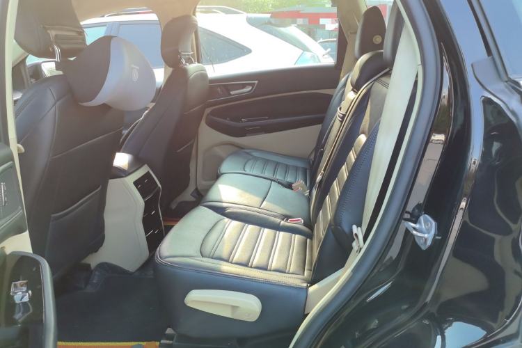 Used Ford Edge 2018 EcoBoost 245 Two-Wheel-Drive Titanium 5-Seater China V Standard Left Rear Seat