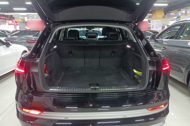 Used Audi e-tron 2021 50 quattro Prestige Edition