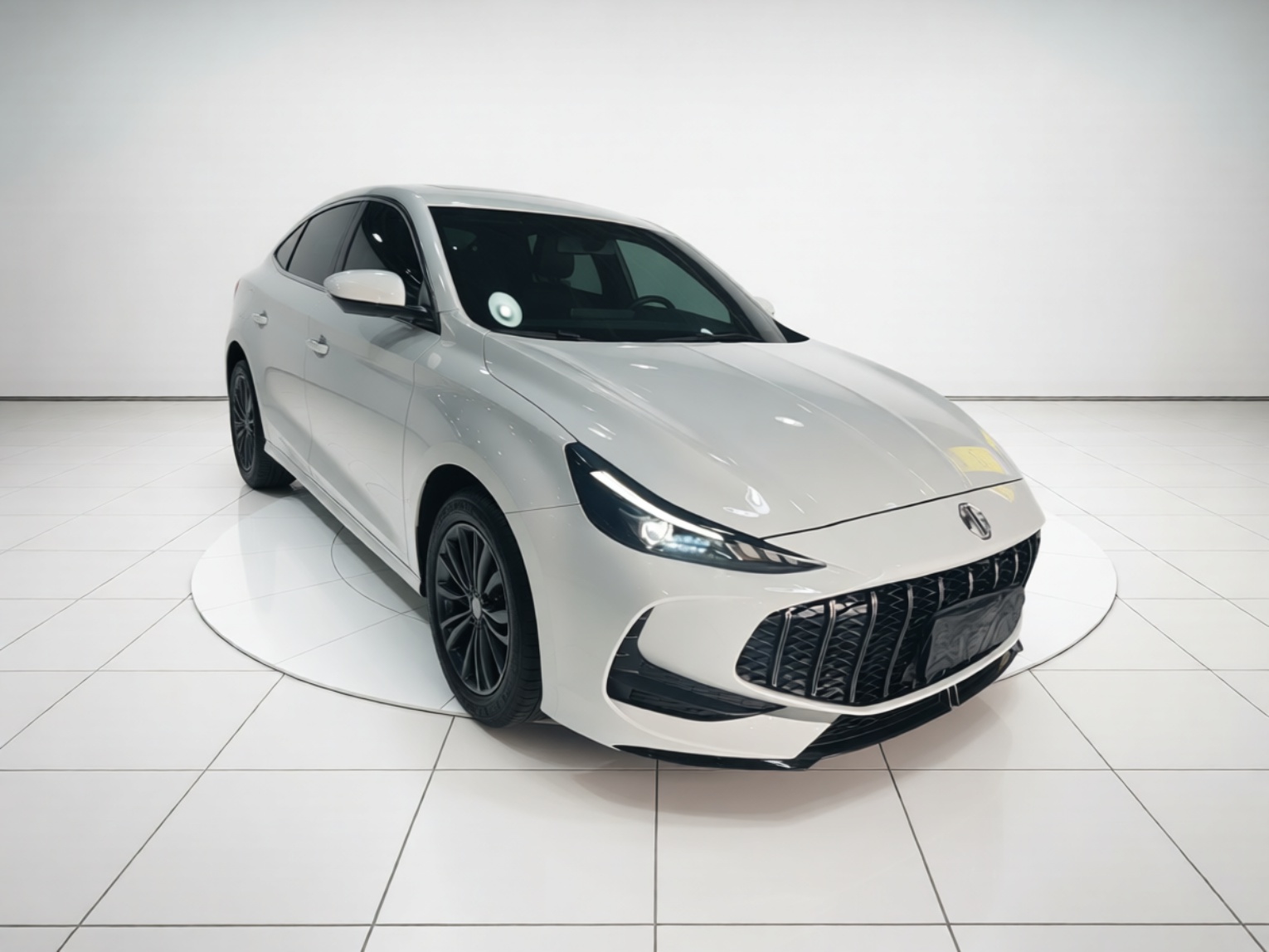 MG 5 2025 180 DVVT Global Luxury Edition — снимка 3