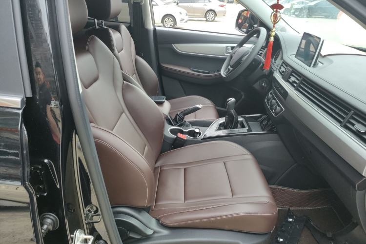 Used FORTHING T5 2024 Grand Edition 1.6L Manual Dream-Chasing Version 5 Seats Right Front Seat