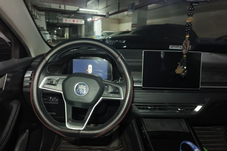 Used BYD Qin Pro New Energy 2019 EV Super Edition High-Power Long-Range Smart-Connected Leading Model Center Console